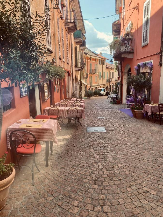Appartamento Mia. Centro Storico Luino Bagian luar foto